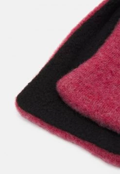 Name It NMFWMINO BALACLAVA UNISEX - Mütze - Earth Red -Name it Verkäufe 00d90b9dd914403697e074b9b78b2325