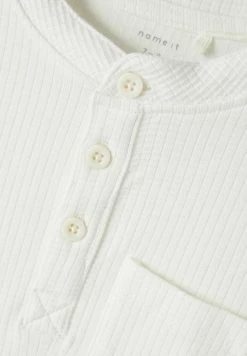 Name It Kinder REGULAR FIT - T-Shirt Basic - White Alyssum 9 Name It Kinder REGULAR FIT - T-Shirt Basic - White Alyssum -Name it Verkäufe 013625a6015a4fbe8cc7ed7318056e6f