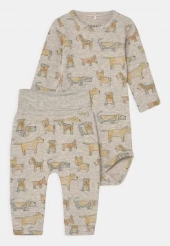 Name It Kinder NBMKAISER SET - Stoffhose - Peyote Melange