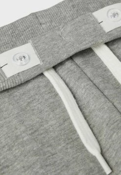 Name It JIRG - Shorts - Grey Melange | Kinder 7 Name It JIRG - Shorts - Grey Melange | Kinder -Name it Verkäufe 0e6b7c8d054b4460b9b10dd3799250c2