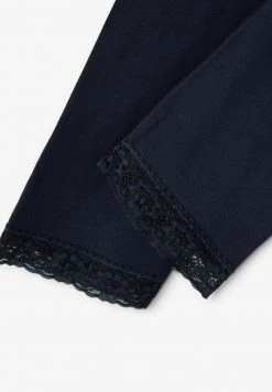 Name It Kinder SPITZENSAUM CAPRI - Leggings - Hosen - Dark Sapphire -Name it Verkäufe 0ff8c3408ba94b66ba0403d9b15885bb