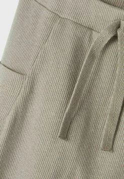 Name It Kinder Stoffhose - Dried Sage -Name it Verkäufe 17de8625929244129c594890478b32e8