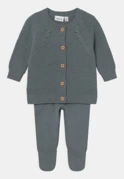 Name It NBMNAGIV GIFTPACK SET UNISEX - Strickjacke - Trooper