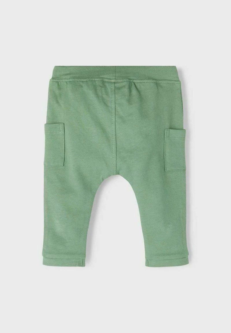 Name It Kinder REGULAR FIT - Stoffhose - Hedge Green 4 Name It Kinder REGULAR FIT - Stoffhose - Hedge Green – Bild 2