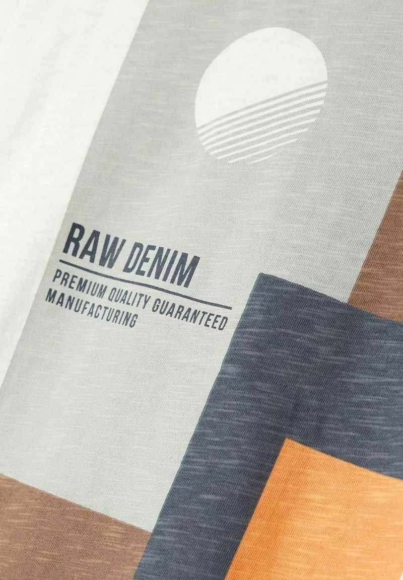 Name It Kinder BOXY FIT - T-Shirt Print - White Alyssum 6 Name It Kinder BOXY FIT - T-Shirt Print - White Alyssum – Bild 4