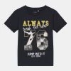 Name It Kinder NMMVUX SS TOP DDD - T-Shirt Print - Dark Sapphire -Name it Verkäufe 5b87eb901cc4427a81a5fbd7d5fc5f64