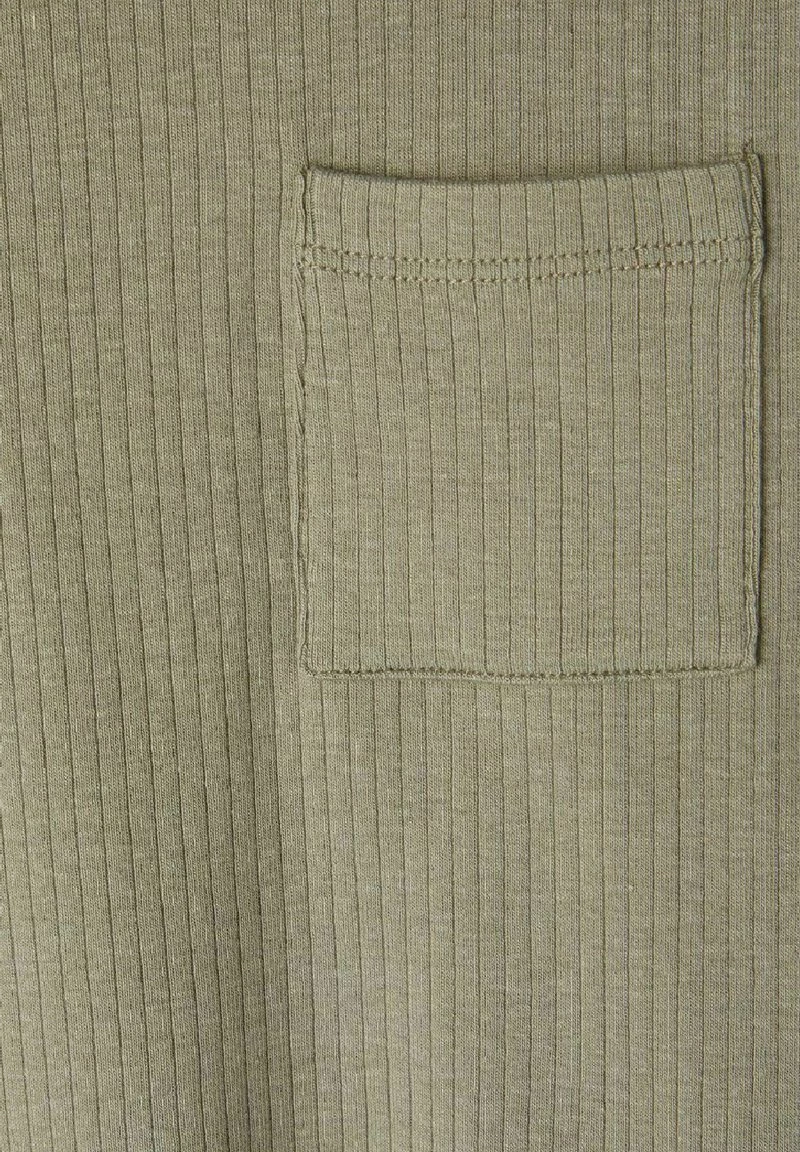 Name It SLIM FIT - Langarmshirt - Vetiver | Kinder 6 Name It SLIM FIT - Langarmshirt - Vetiver | Kinder – Bild 4