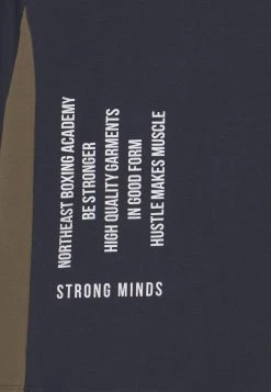 Name It NKMNANBO HOOD - Langarmshirt - Dark Sapphire | Kinder -Name it Verkäufe 7d84b47477bc4a6f8a205f112c4d6c44