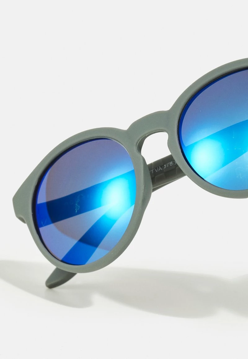 Name It NKMDIMO SUNGLASS 2 PACK UNISEX - Sonnenbrille - Silvercoloured 5 Name It NKMDIMO SUNGLASS 2 PACK UNISEX - Sonnenbrille - Silvercoloured – Bild 3