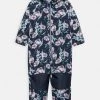 Name It Kinder NMFALFA SOFTSHELL SUIT FLOWERS NOOS FO - Regenjacke / Wasserabweisende Jacke - Dark Sapphire 2 Name It Kinder NMFALFA SOFTSHELL SUIT FLOWERS NOOS FO - Regenjacke / Wasserabweisende Jacke - Dark Sapphire -Name it Verkäufe 9642fb6c685c4d419dad5132893c11e8