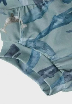 Name It Kinder BADEWINDEL HAIFISCH - Badehose Slip - Hedge Green -Name it Verkäufe cc96d642a31c46d6a00e274ad288d06c