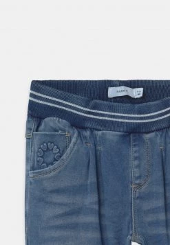 Name It Kinder NMFBIBI - Jeans Relaxed Fit - Medium Blue Denim -Name it Verkäufe ea677c3a5c9846afad47460965abc51c
